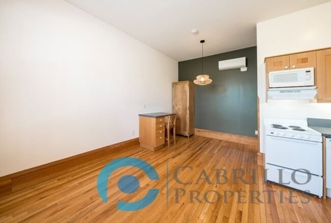 Photo - 1499 J St