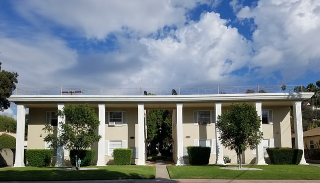 Photo - 814 S Verdugo Rd Unit 1