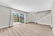 Photo - 4984 Argyle Dr