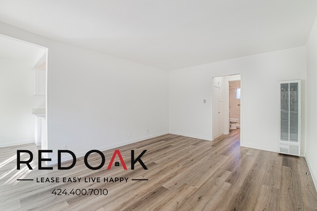 Photo - 1008 Normandie Ave Unit 2