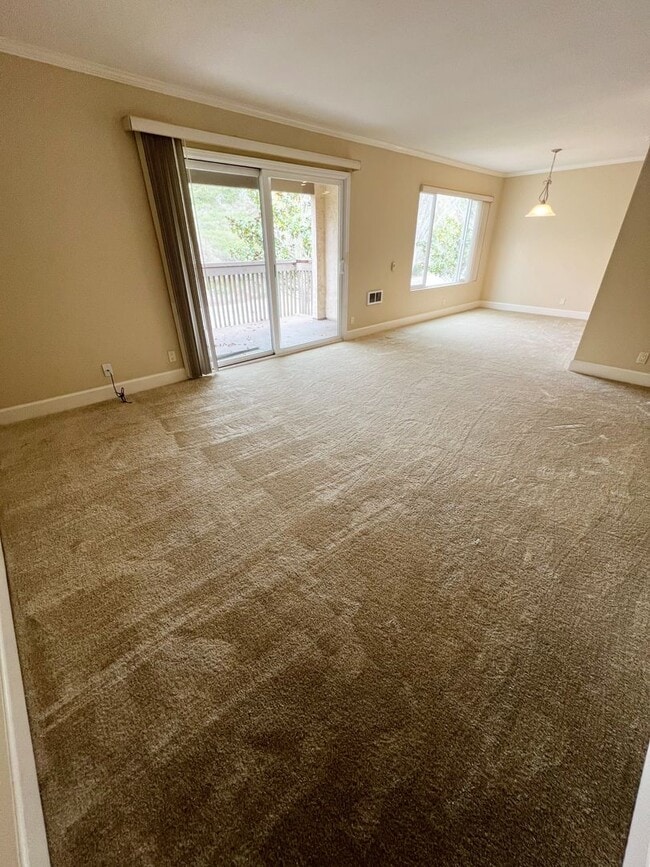 Photo - 2 Bed/2 Bath Condo at Villa La Jolla! Unit H