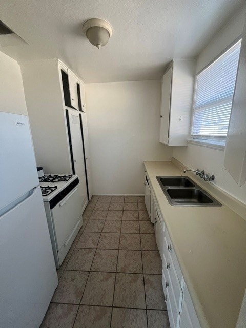 Floor Plan - Studio. 1 Bath. 0 Half
