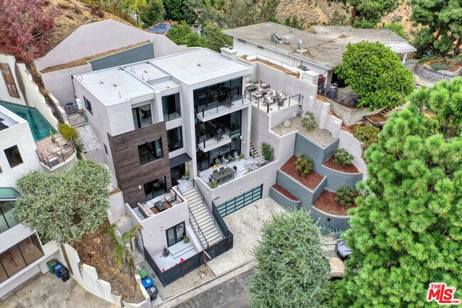 Photo - 6459 Rodgerton Dr