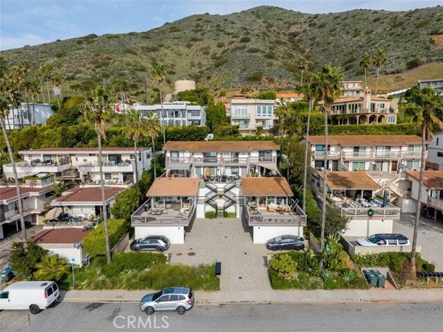 Photo - 11813 Ellice St