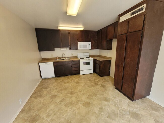 Photo - Lovely 3 Bedroom Condo in West Covina
