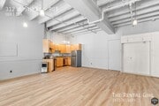 Photo - 312 W 5th St Apartment Unit 909