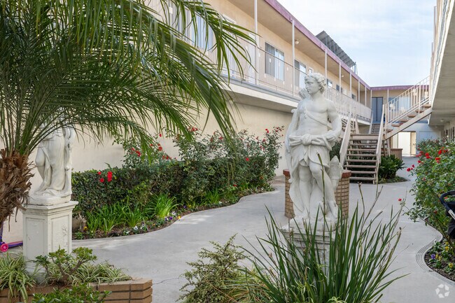 Photo - The Roman Apartments