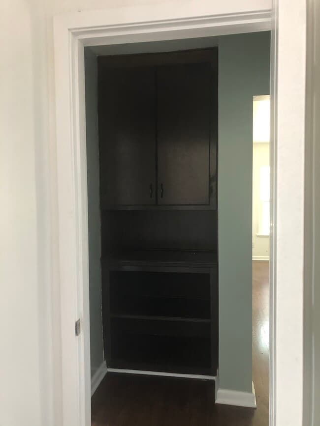 Photo - 13918 1/2 Sherman Way Unit 13918 1/2 SH