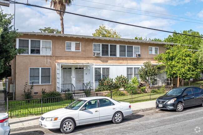 Building Photo - Park Manor