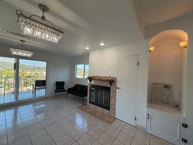 Building Photo - 1745 College View Pl