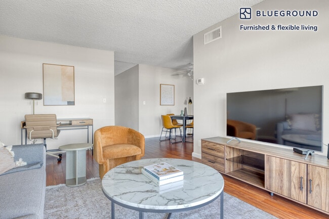 Photo - 6121 Glade Ave Unit FL4-ID699