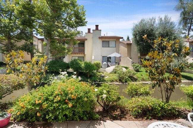 Photo - 5720 Owensmouth Ave Townhome