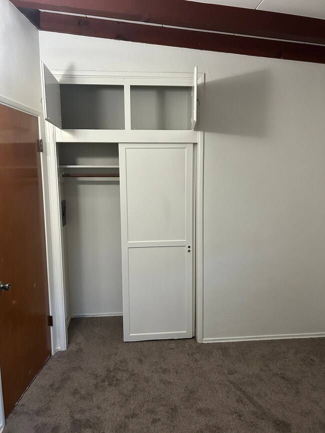 Photo - 7111 Mohawk St