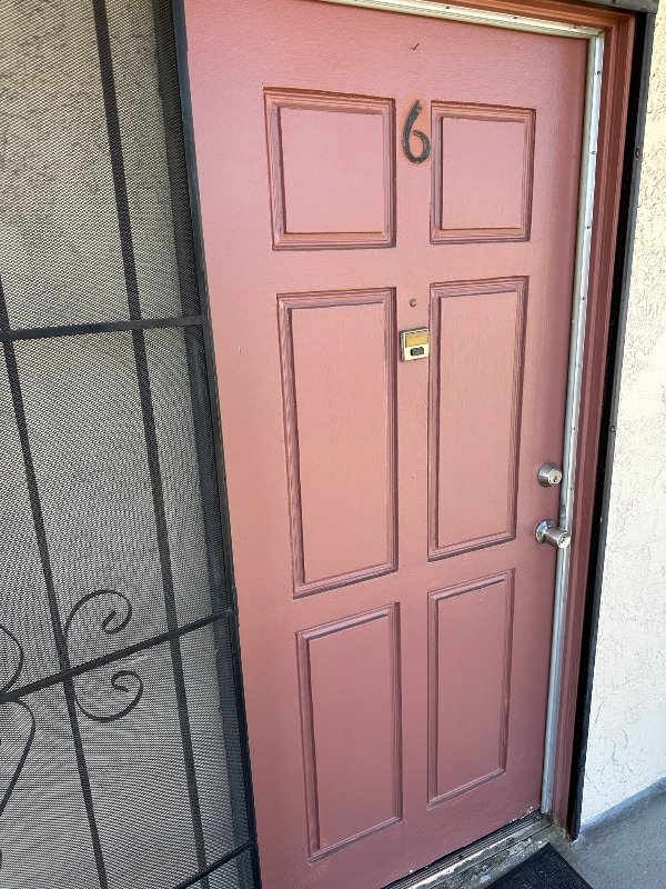 Photo - 919 E Windsor Rd Unit 6