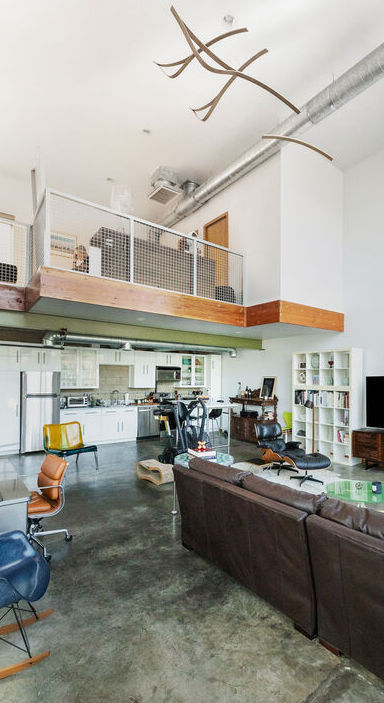 Photo - 2448 Riverside Dr