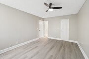 2BR, 2BA - 1,018SF - Primary Bedroom - Azul Apartments