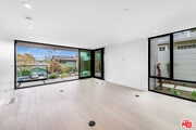 Photo - 2714 Highland Ave Unit B