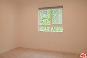 Photo - 419 S Clark Dr