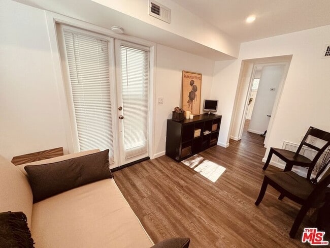 Photo - 2039 Tuna Canyon Rd