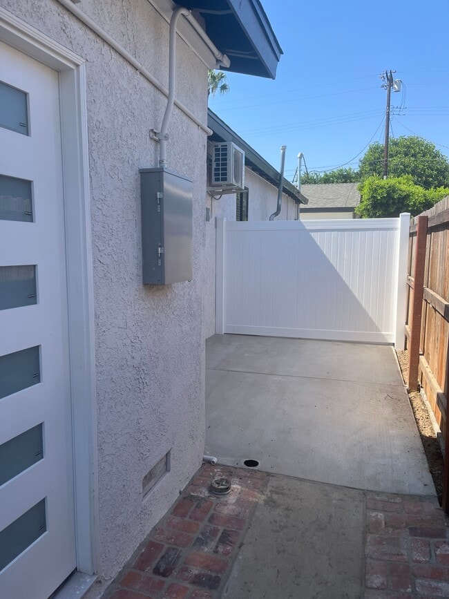 main entrance/patio - 15853 Stare St Unit 15855 Stare St