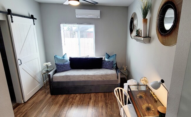 Photo - 532 Cesar E. Chavez Pkwy Unit B