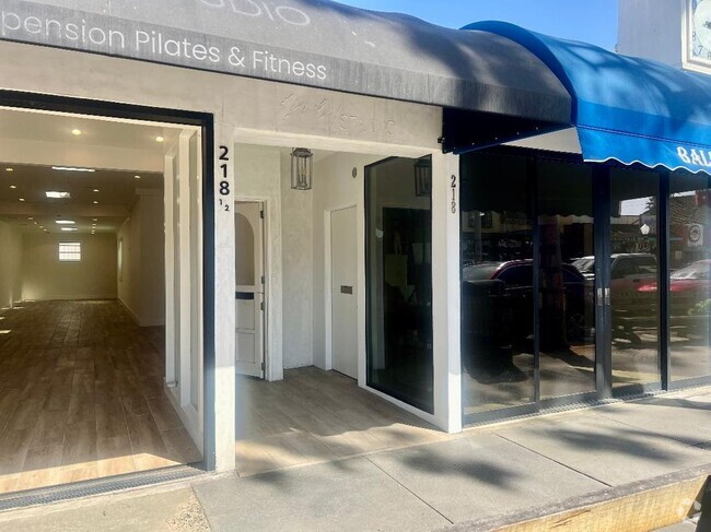 Building Photo - 218 1/2 Marine Avenue Rental