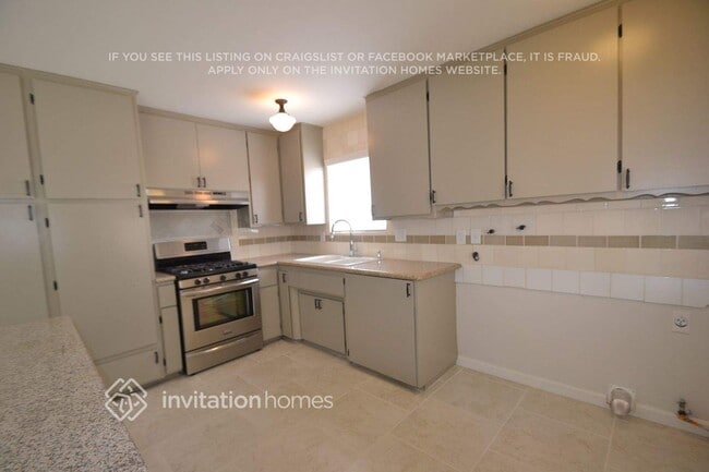 Photo - 7153 Bradford Ave