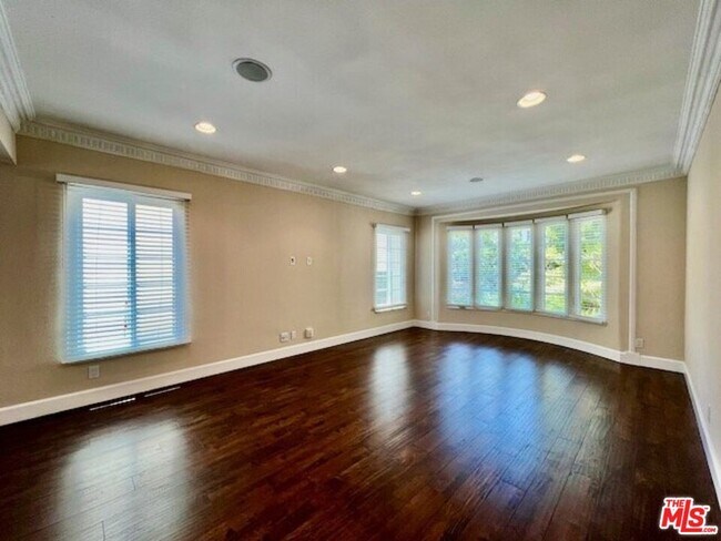 Photo - 1844 El Cerrito Pl Unit 2