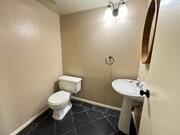 Photo - Beautiful 2Bd/1.5Ba Townhome in Orange w/A...