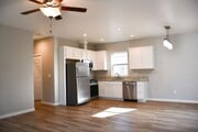 Photo - 132 S Lime St