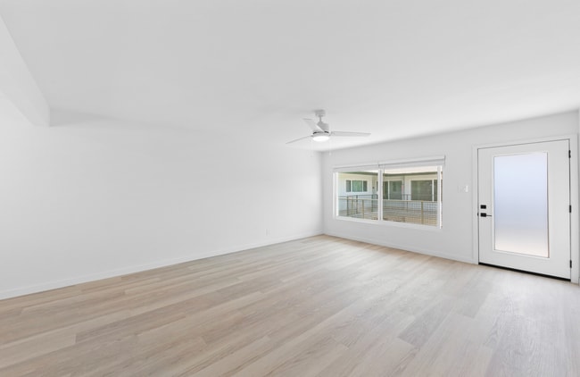 Photo - 14437 Telegraph Rd