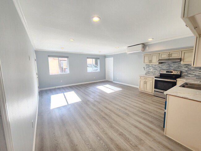 Photo - 21217 De la Guerra St