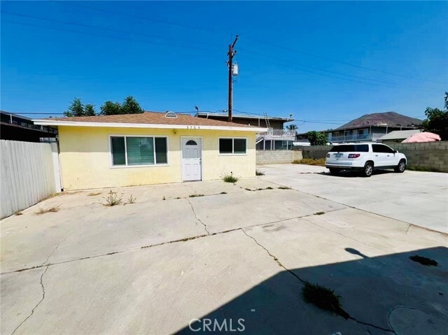 Photo - 3705 Pioneer Dr Townhome