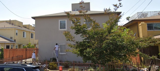 Building Photo - 721 S Grevillea Ave Rental