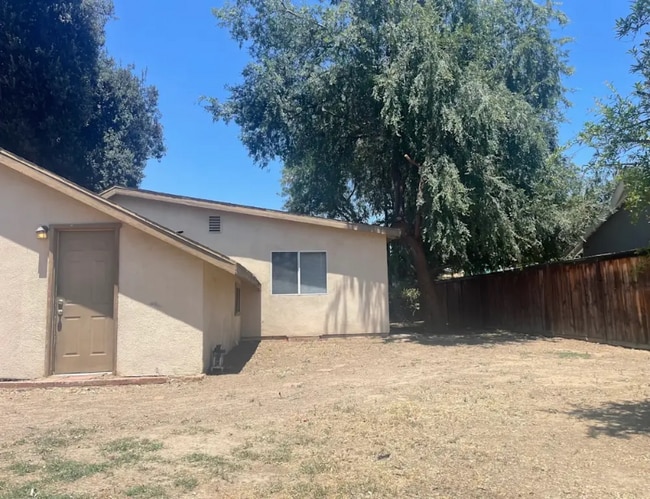 Building Photo - 6900 Malibu Dr Rental