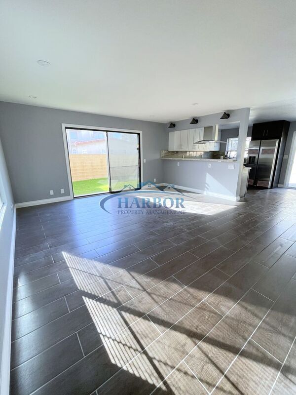 Photo - 22521 Meyler St