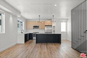 Photo - 841 N McCadden Pl Townhome