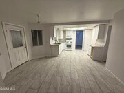 Photo - 2634 Avoca St