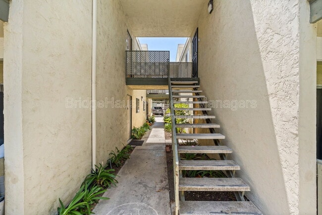 Photo - 830 W Lincoln Ave Unit 284