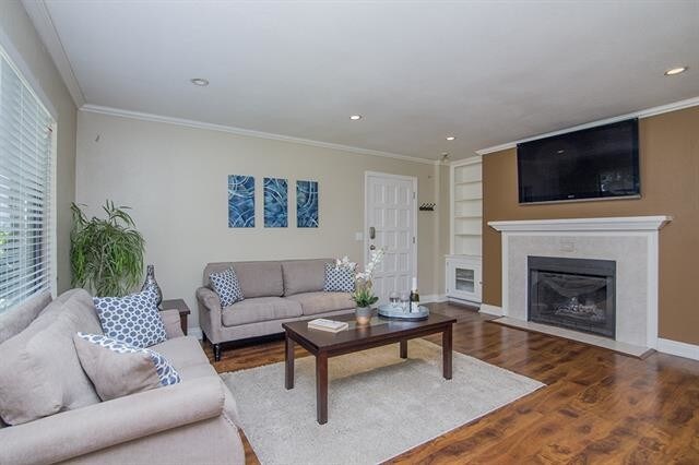 Photo - 5006 Collwood Way