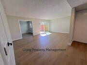 Photo - 18912 Valley Cir