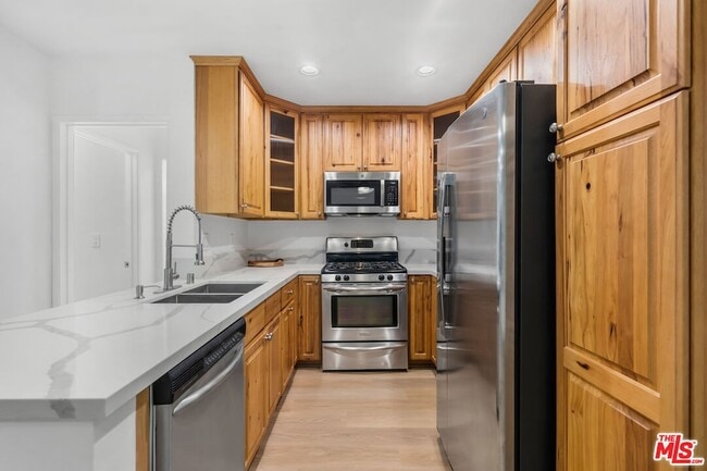 Photo - 9005 Cynthia St Unit 116