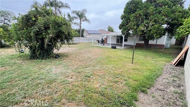 Photo - 10503 Newville Ave
