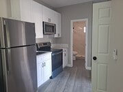 Photo - Pacific Beach STUDIO near crown pointpartment - Hardwood Flooring,  Washer/Dryer on Site Unit 2125