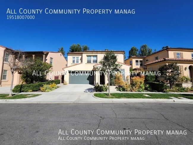 Building Photo - 43 Los Indios