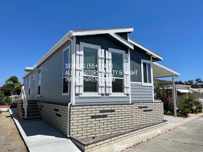 Building Photo - 141 Douglas Dr