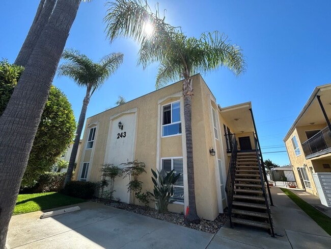 Fully Furnished Coastal Condo - Fully Furnished Coastal Condo
