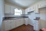 Photo - 642 W 109th Pl House