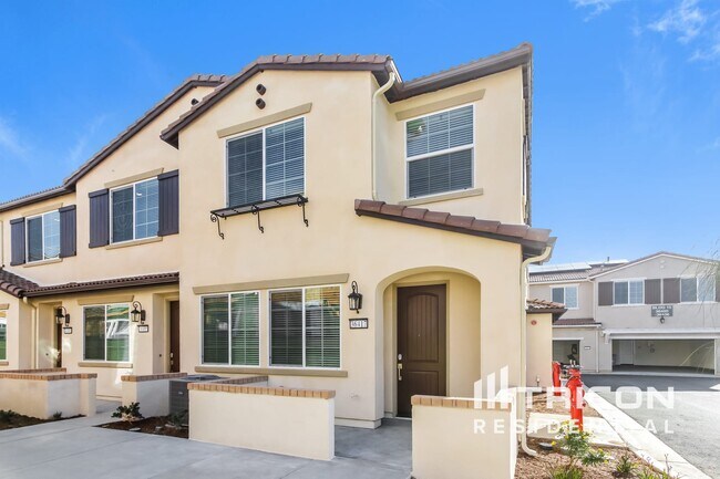 Photo - 36417 Creer Ct Townhome