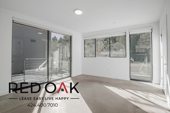 Photo - 2409 Griffith Park Blvd Unit 201